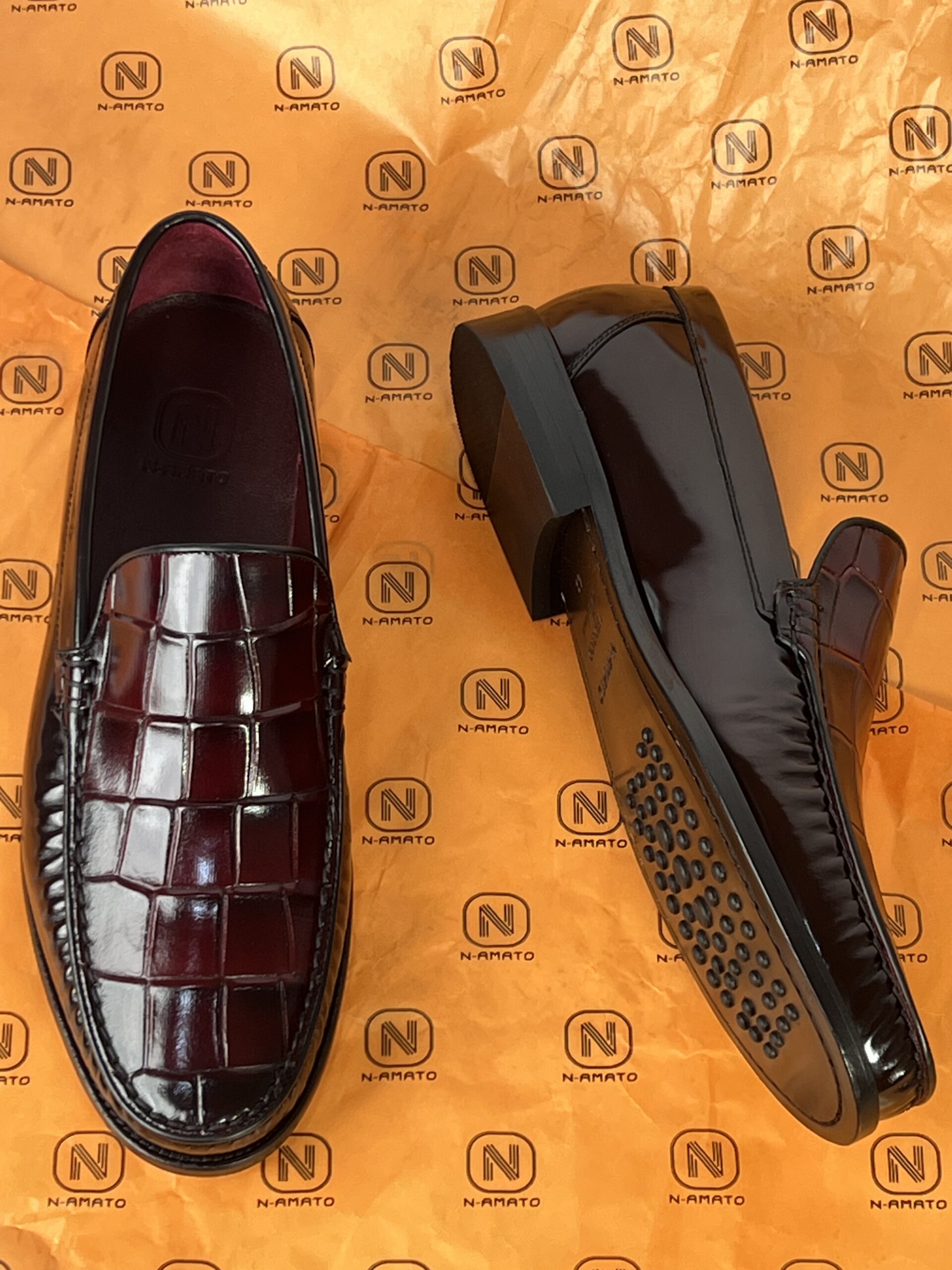 N-Amato Luxe Burgundy Croc-Embossed Patent Loafer - Image 2