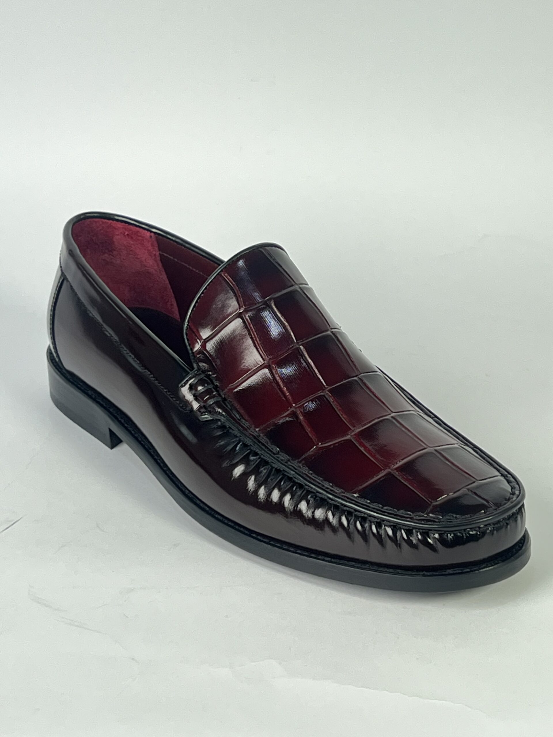 N-Amato Luxe Burgundy Croc-Embossed Patent Loafer - Image 3
